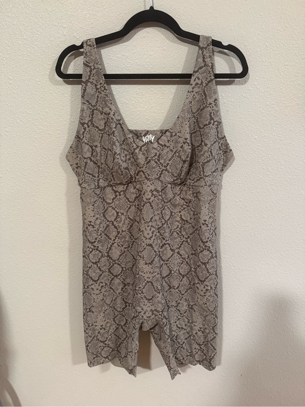 YITTY FABLETICS ULTRA SMOOTH ONESIE 2X - Picture 3 of 5
